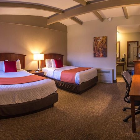 Best Western University Inn Fort Collins Bagian luar foto