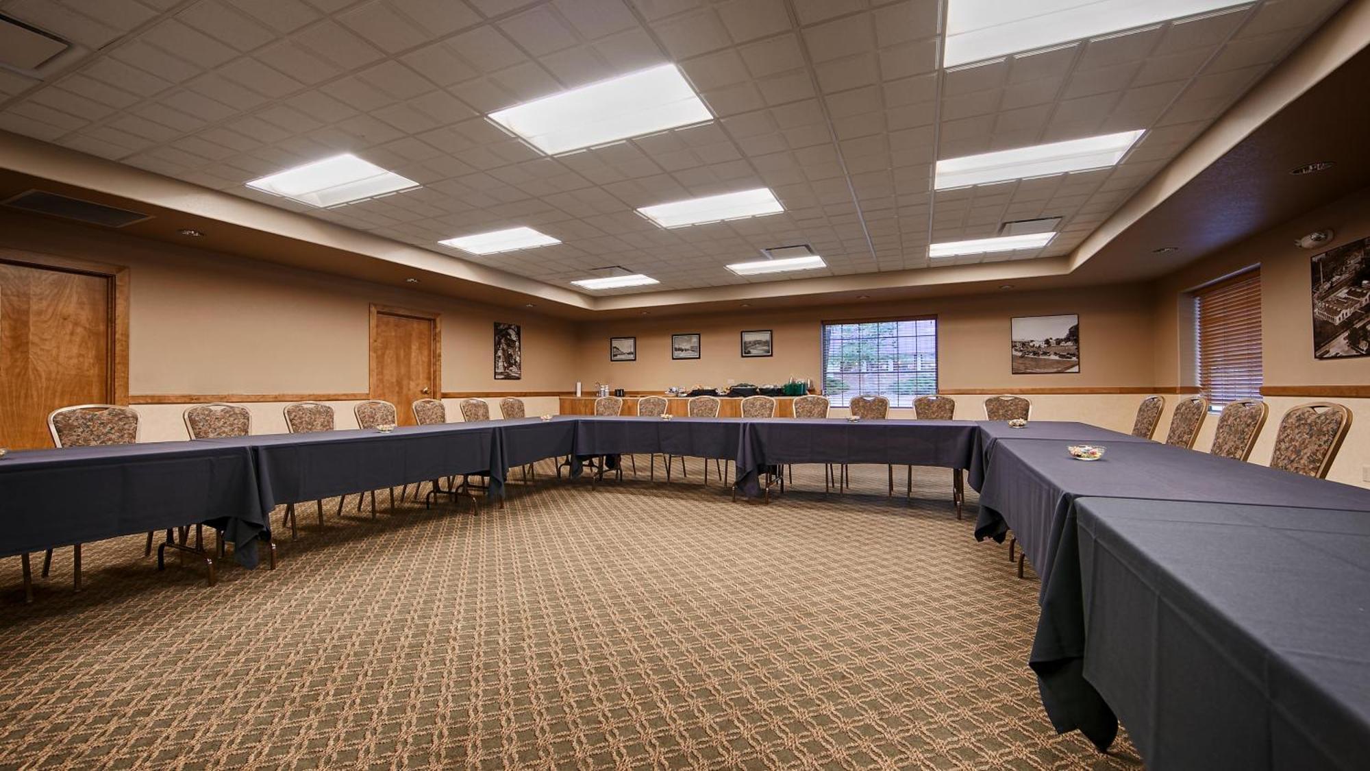 Best Western University Inn Fort Collins Bagian luar foto